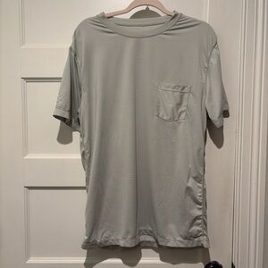 Vuori Gray Short Sleeve Tee